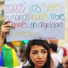 "Todos los seres humanos nacen libres e iguales" de CLARA ALEGRE ARNAU