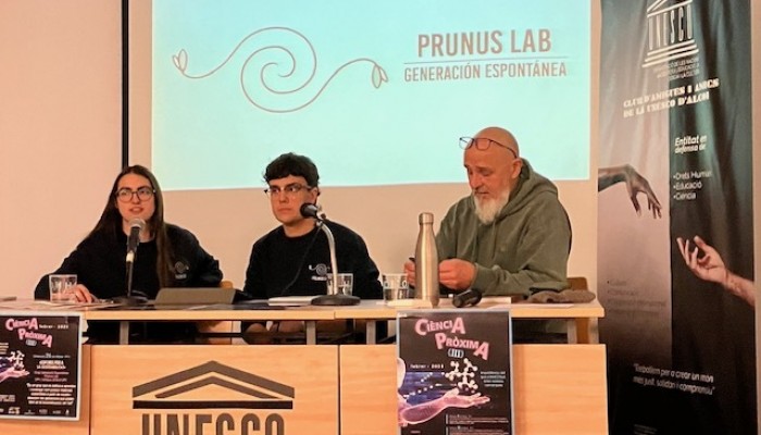 CI&Egrave;NCIA PR&Ograve;XIMA (3) " ESPORES PER A LA SOSTENIBILITAT"