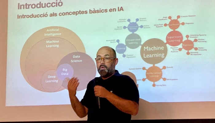 CI&Egrave;NCIA PR&Ograve;XIMA (3) "RADIOLOGIA I C&Agrave;NCER. COM LA INTEL.LIG&Egrave;NCIA ARTIFICIAL TRANSFORMA EL DIAGN&Ograve;STIC"