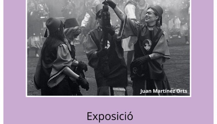 EXPOSICIONS SALA UNESCO OCTUBRE 2025 FOTOGRAFIES "FON&Egrave;VOL"